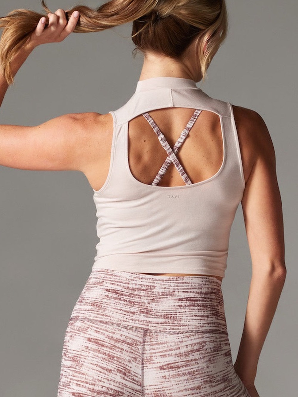 ✨ NWT Tavi Active Mock Neck Tank in Soft Blush - Size M ✨
